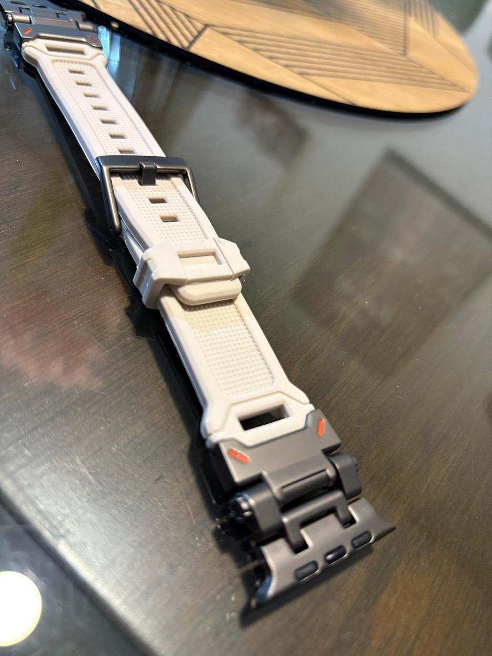 Correa Apple Watch Rugged Strap Stardust