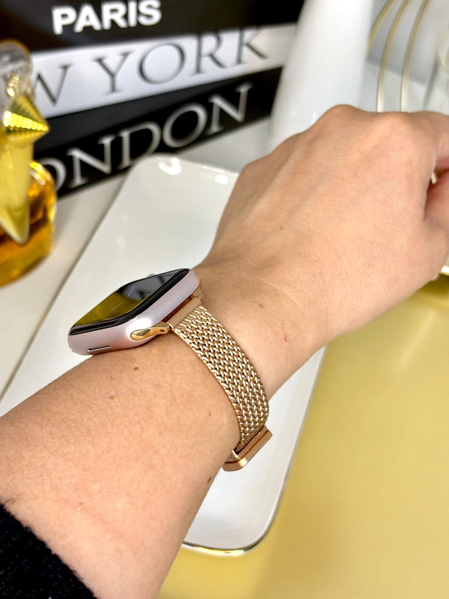 Correa Apple Watch de Metal Dorado con Imán