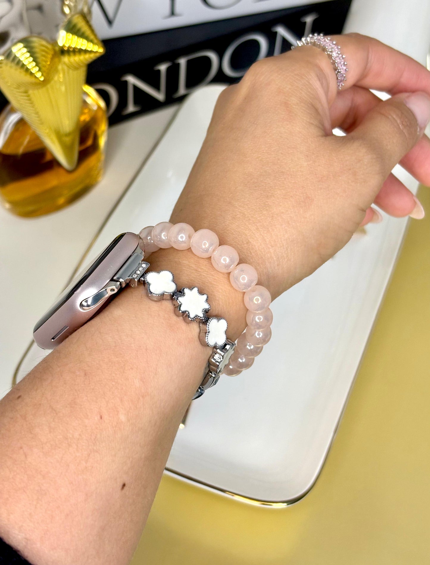 Correa Apple Watch con Poligonos de Metal