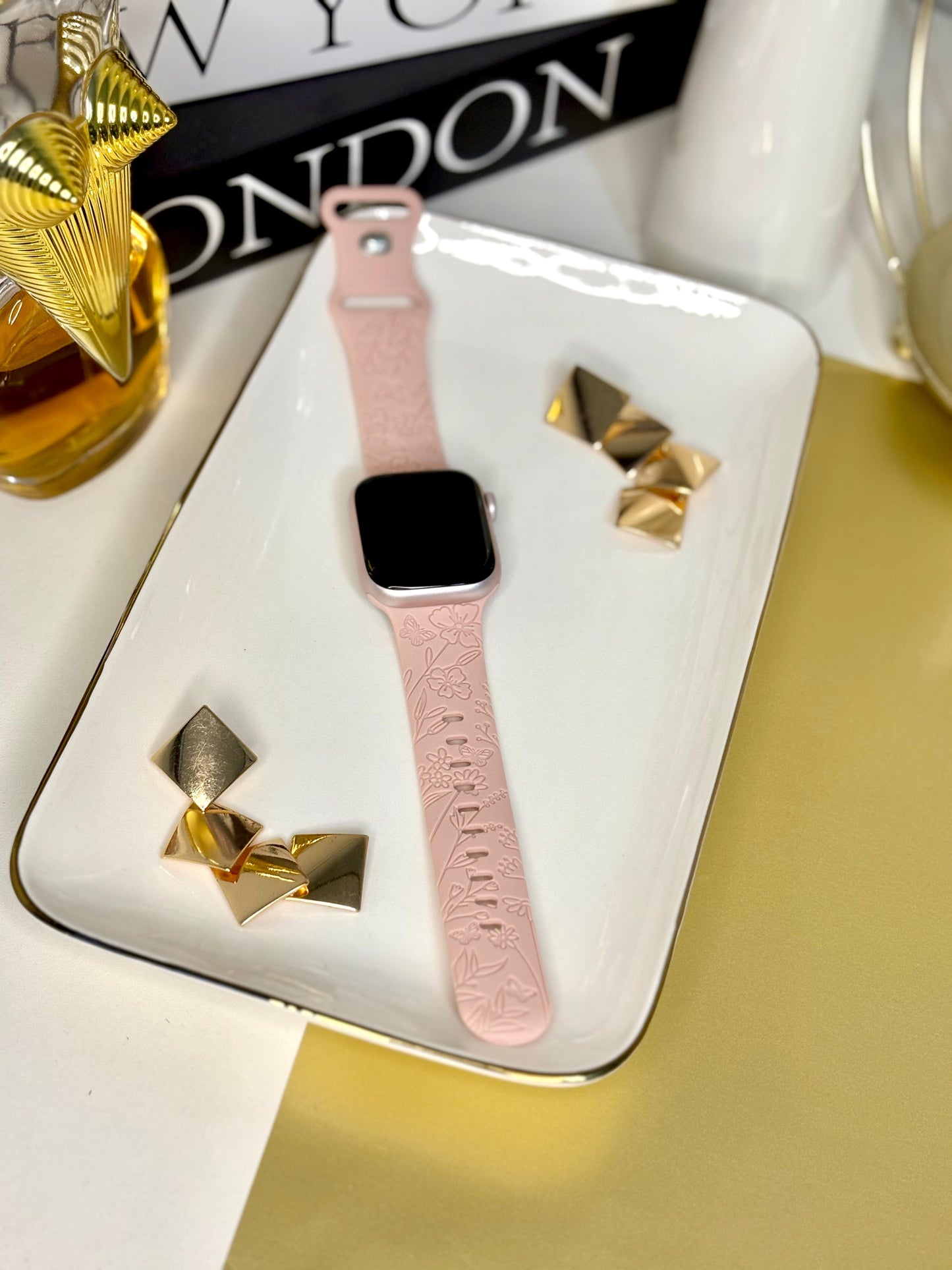 Correa Apple Watch Silicona Rosa con Mariposas