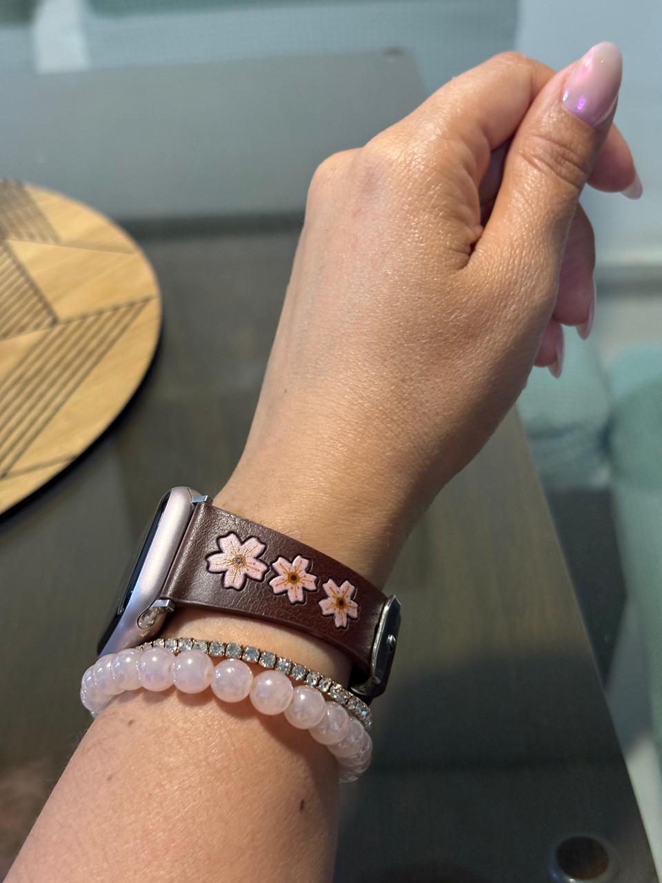 Correa Apple Watch Cuerina con Flores